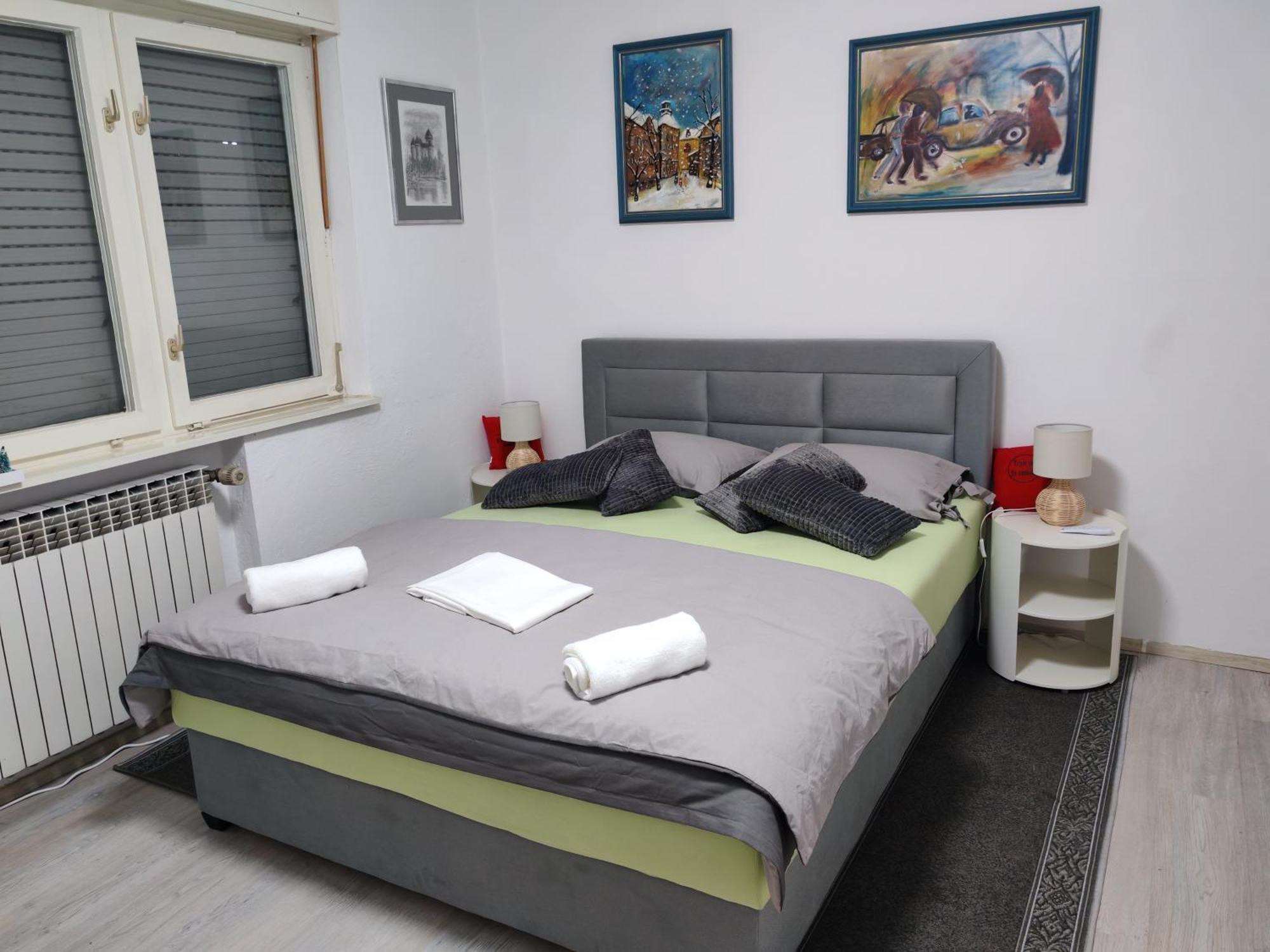 Apartman Ivana カルロヴァッツ エクステリア 写真