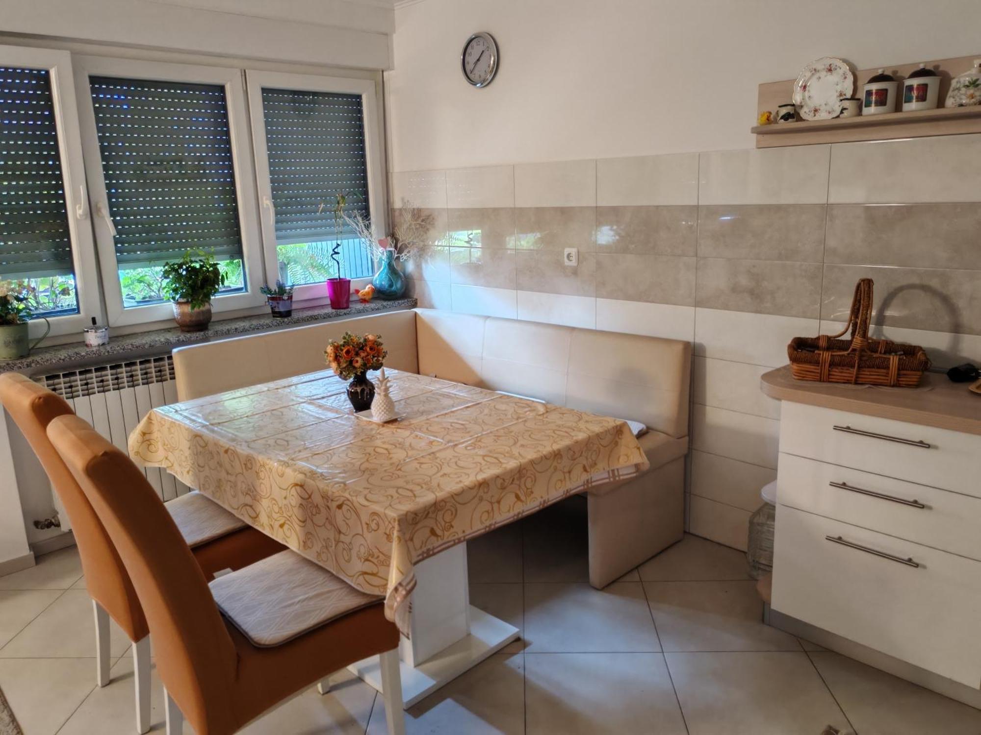 Apartman Ivana カルロヴァッツ エクステリア 写真