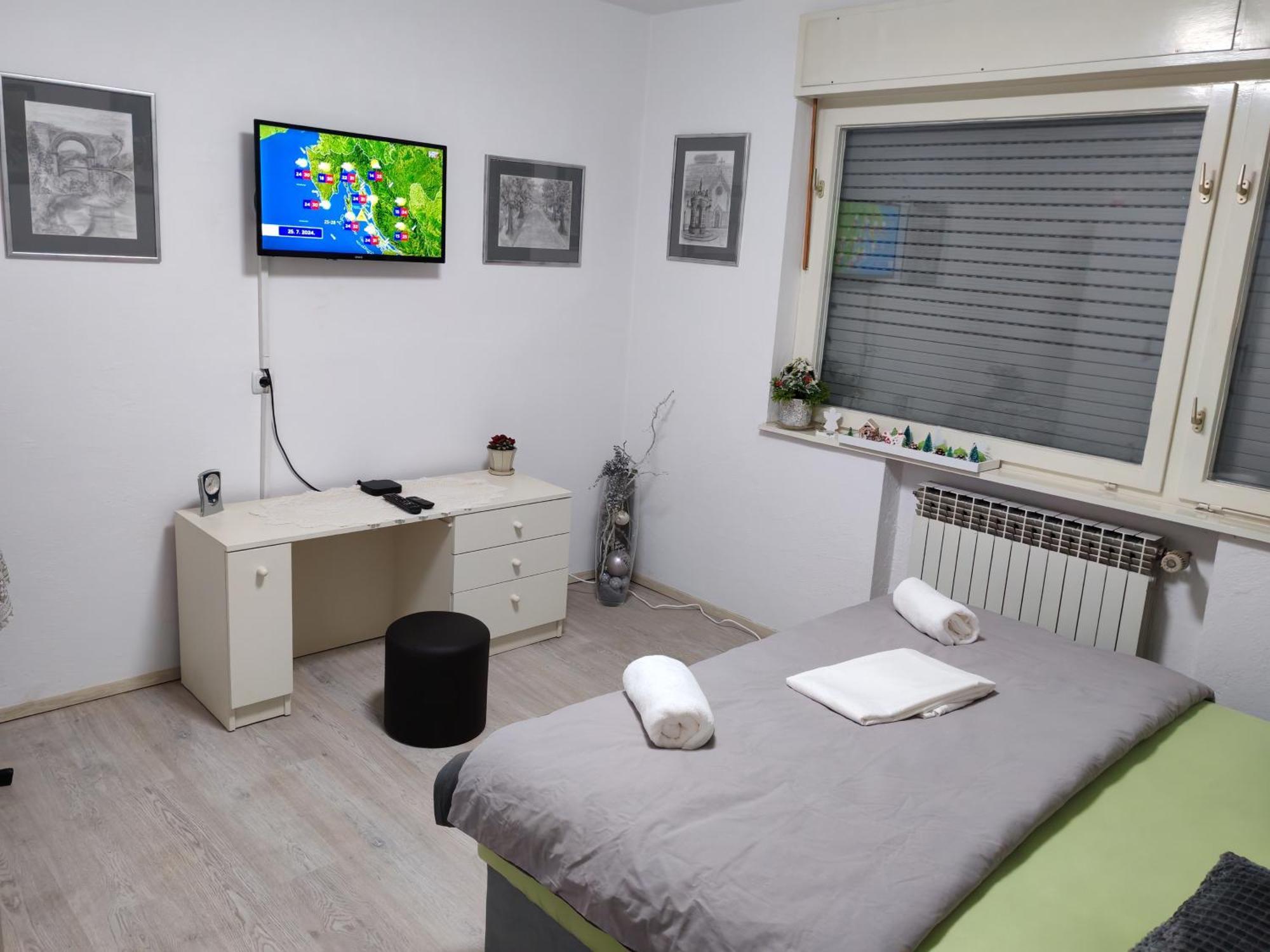 Apartman Ivana カルロヴァッツ エクステリア 写真